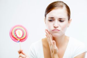 lollipop and tooth pain