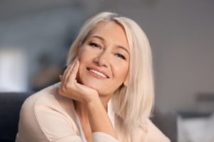 attractive young woman smiling